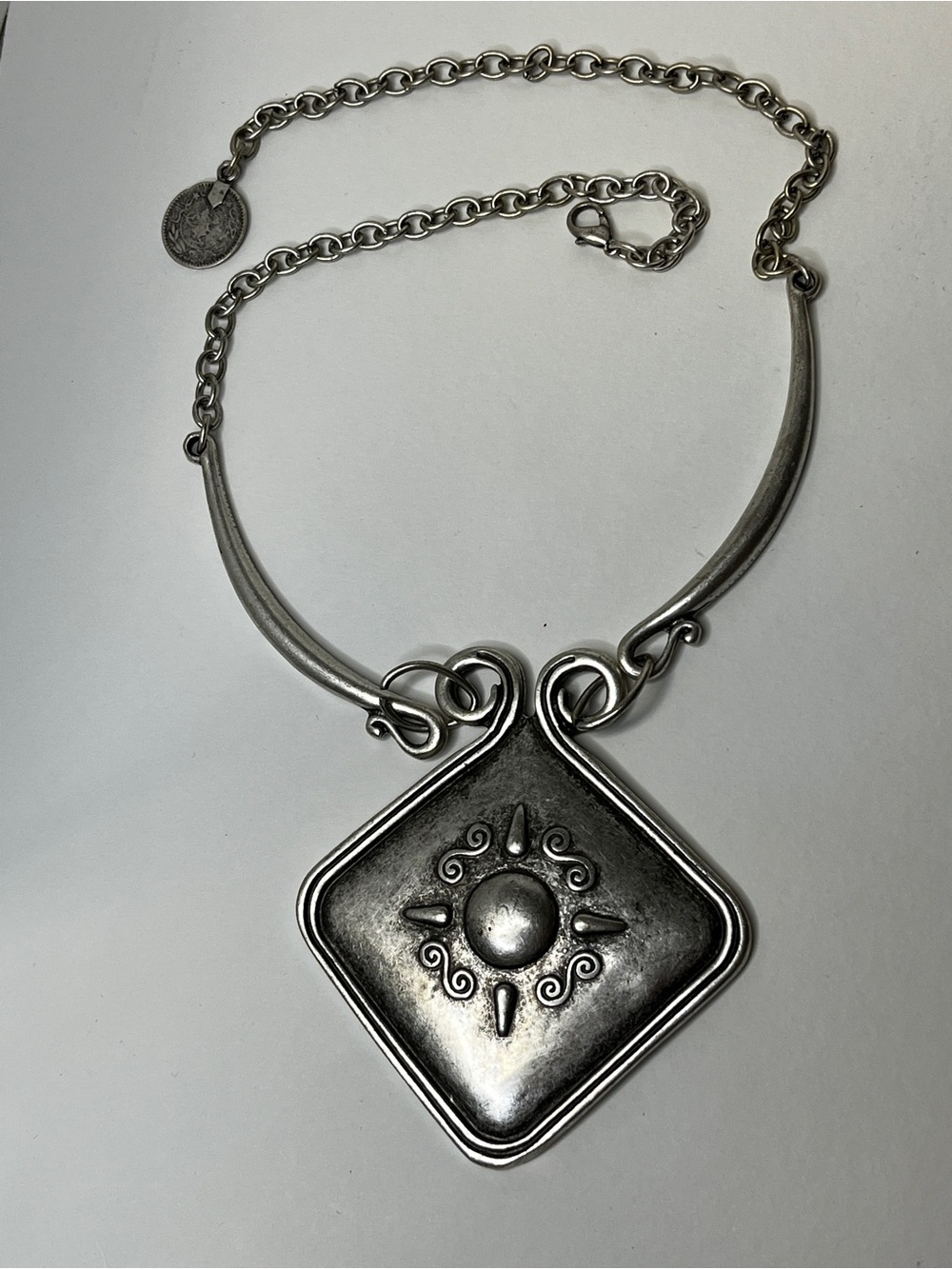 Antique-Style Silver Sunburst Square Pendant Necklace